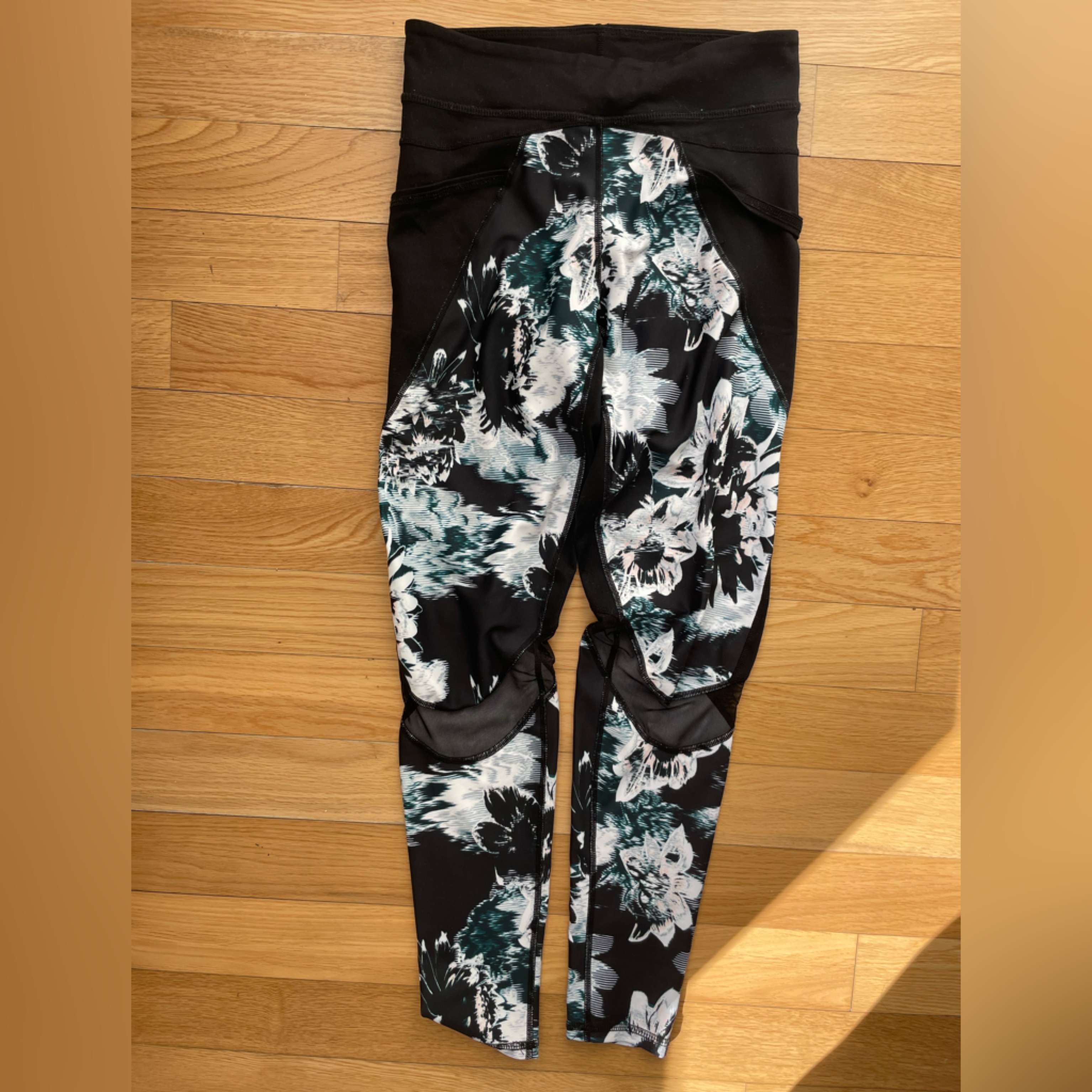 Body Language Floral And Mesh Leggings
